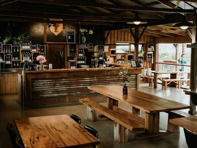 Long lunch in the Margaret River Region